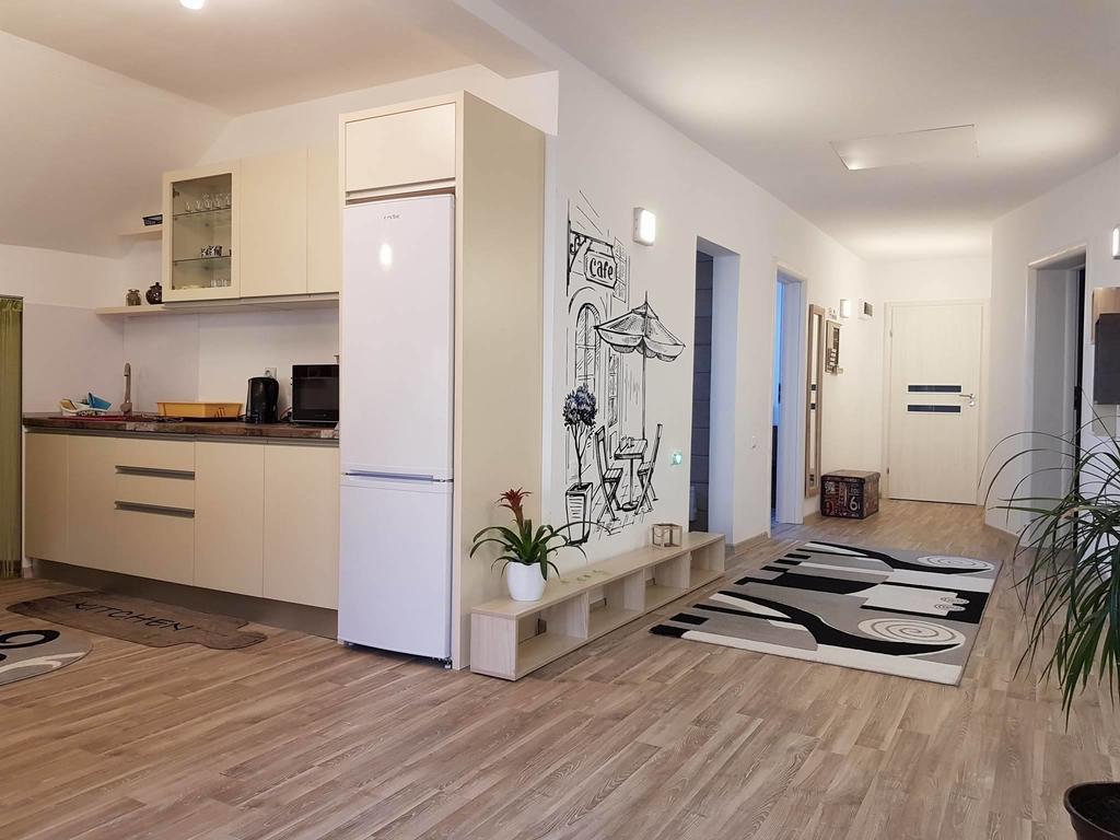 Апартаменти Cristina House Брашов Екстер'єр фото